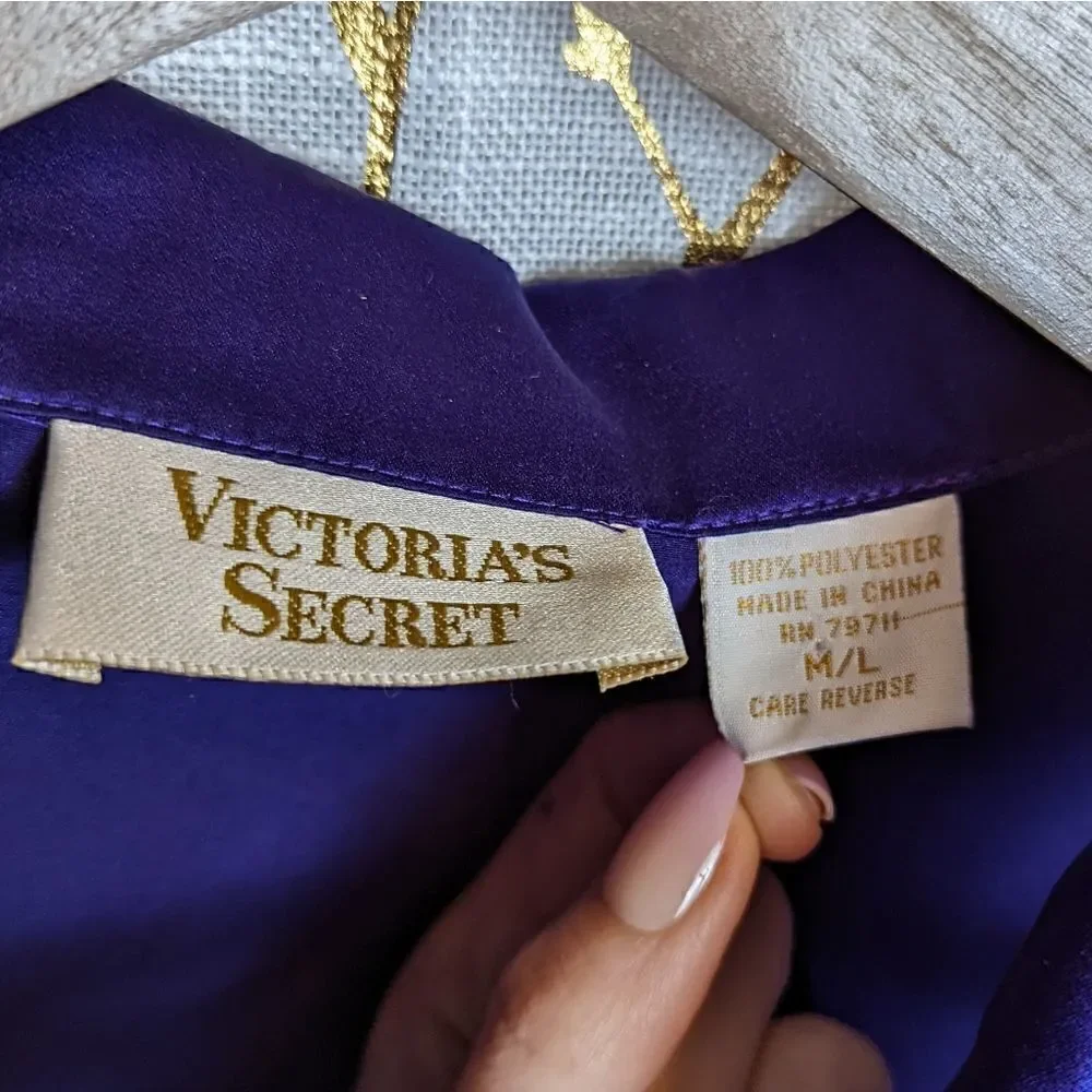 VS lace and satin button up - Picture 3 of 4